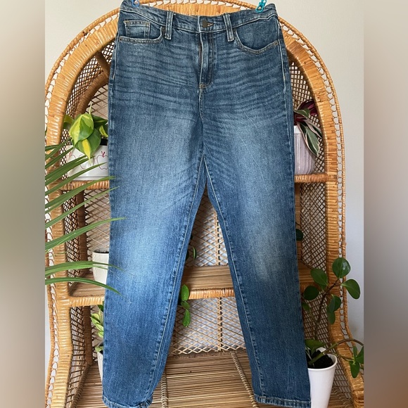 Universal thread from target size 8 and size 6 jeans - Picture 7 of 12